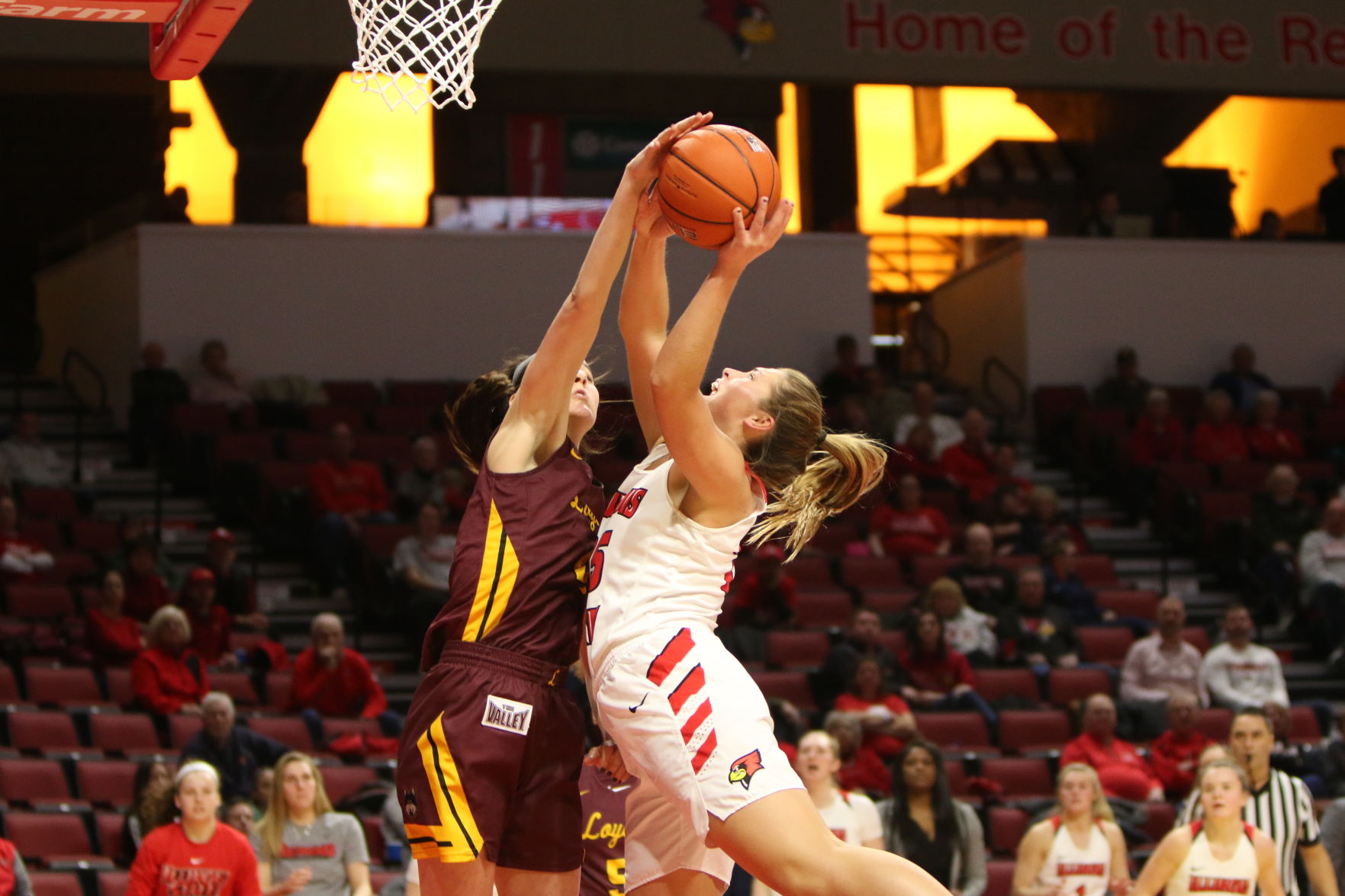 ISUvLUC_women's basketball_wallen jump